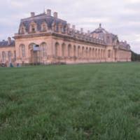 Son lieu de repos, Chantilly, où sesarrières grands-parents, arrivant duRoyaume-Uni, immigrent au XIXe siècle.