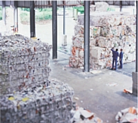 Produites à partir de fibres recyclées et certifiées FSC les gammes de papiers recyclés sont constamme enrichies par Arjowiggins Graphic