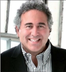 Consultant reconnu sur le plan international, Richard Rosen est l'auteur du livre Convergence Marketing.
