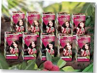 Les colorations Essential Colors comprennent 80 % d'ingrédients naturels, dont des extraits de thé blanc bio et de litchi.