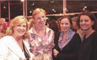 Delphine Cadoche et Sophie Romet (Dragon Rouge), Lauriane Van Lerberghe (Yoplait) et Anne-Caroline Vila (Dragon Rouge).