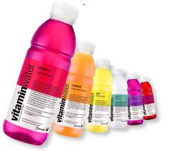 Glacéau Vitaminwater se décline en six parfums aux couleurs flashy.