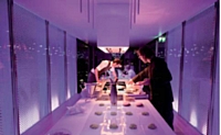 Electrolux Art Home, une opération pour laquelle le chef Gilles Stassart cuisinait pour une douzaine de personnes.