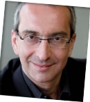 Dates-cléf. 2011: président de Mood Media Europe, ou il est entrée en 2009, 2007-2009: directeur de M6 Publicité Digital. 200-2007: vice-président et dga MTV Network France, directeur MTV Publicité. 1998-2000: responsable grands comptes chez NRJ Régies.