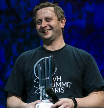 Octave Klaba (OVH) élu entrepreneur de l'année EY
