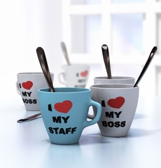 Chefs et subordonnés peuvent-ils faire copain-copain ?