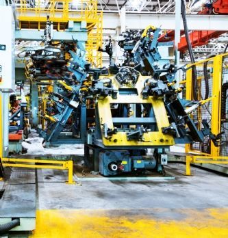 L'industrie opère sa mue pour redorer son blason
