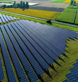 Apex Énergies lève 13,5 millions d'euros pour doubler son parc solaire photovoltaïque