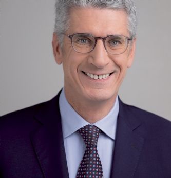 Florent Huille (groupe La Poste) : "En 2020, le courrier ne représentera plus que 20 % de notre activité"