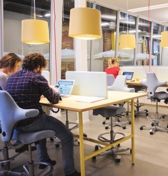 Comment mettre en place le flex office et le télétravail en entreprise ?