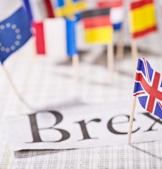 Hard Brexit et transfert de la relation client : quels enjeux pour les établissements financiers basés à Londres ?