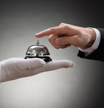 Le Mooc "Réussir l'accueil et le service en France" fait son arrivée