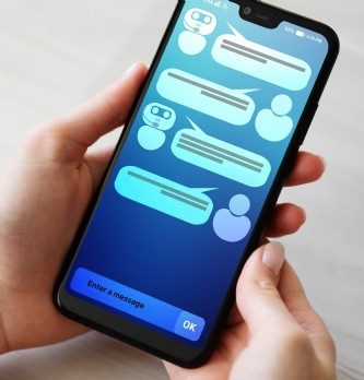 Pourquoi les chatbots et les livechats vont s'unir