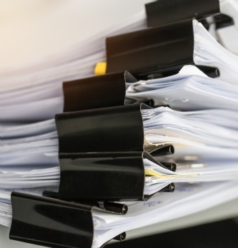 Contrats commerciaux : attention aux clauses déséquilibrées