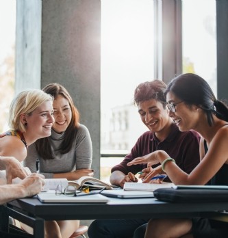 Comment le management peut être la clé de la réussite pour garder les talents ?