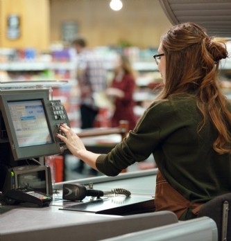 Les consommateurs français portent un nouveau regard sur la grande distribution