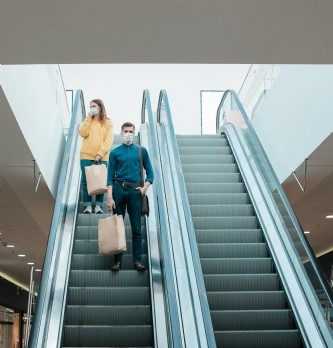 Crise sanitaire : quel est l'état d'esprit des consommateurs français, chinois, américains et anglais ?