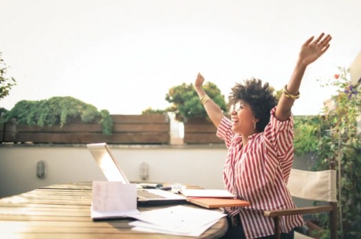 L'organisation, la formation et l'accompagnement : autant de leviers à disposition des responsables pour mettre en place un environnement sain en entreprise. Shutterstock
