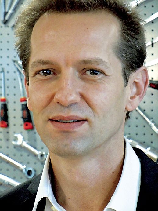 Sandy Zito, Daf de Sam Outillage