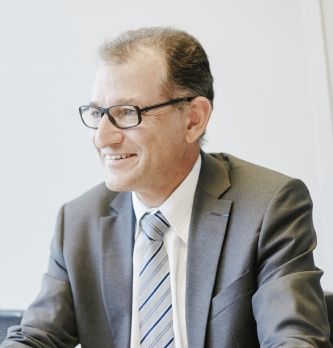 Jean Bouverot, nommé responsable du service achats du ministère de l'Intérieur